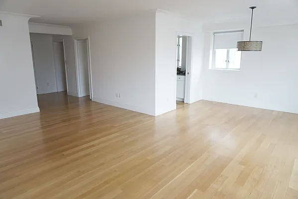 Rented by Nooklyn NYC LLC | media 8