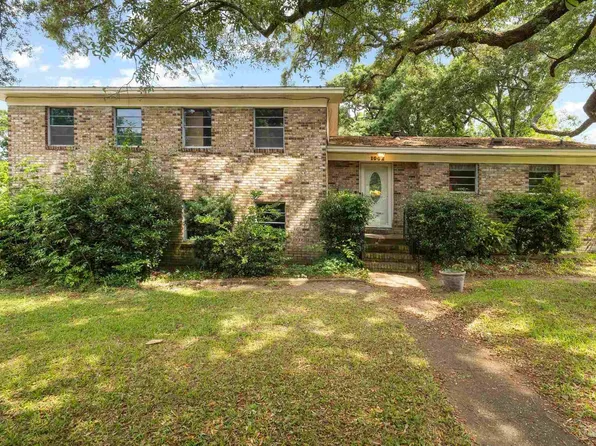 1002 Montclair Rd, Pensacola, FL 32505