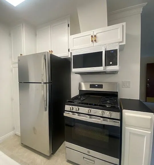 422 S Maple Dr #5 — Photo 3