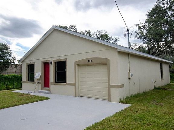 3rd image of 702 E 131st Ave