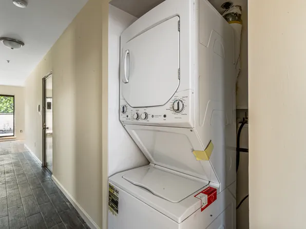 100-15 34th Avenue image 7 of 31