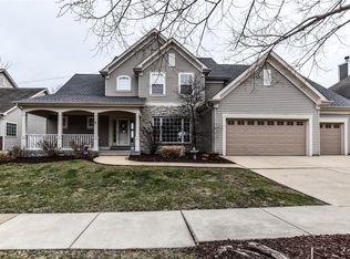 15386 Squires Way Dr, Chesterfield, MO 63017