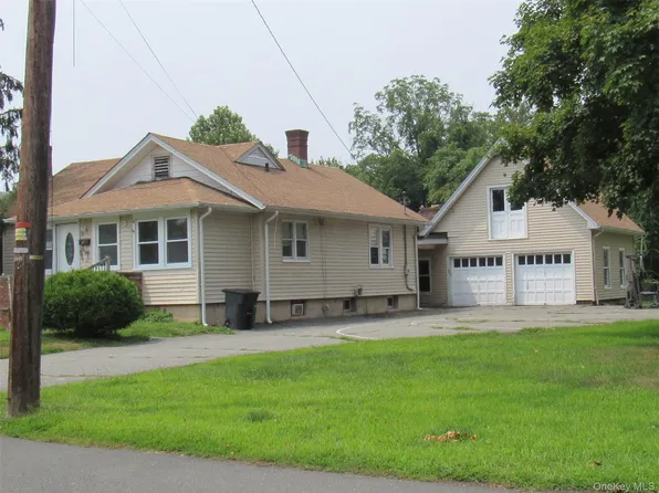 5 Lincoln Street, Sloatsburg, NY 10974