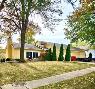 2764 S Coachman Dr, Independence, MO, 64055