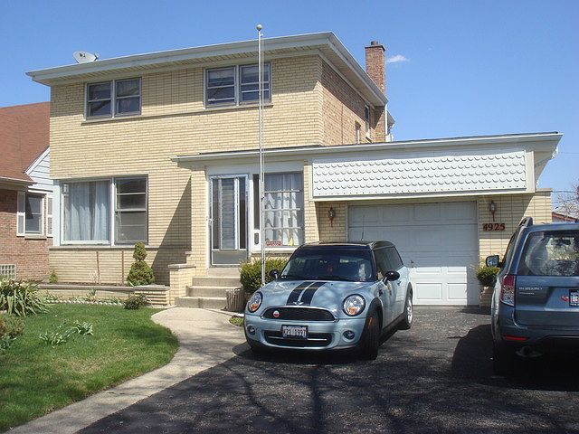 1st image of 4925 N Odell Ave