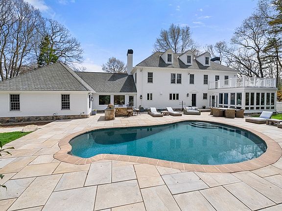 2nd image of 23 Old Farm Rd