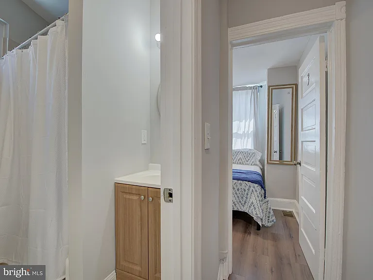 2621 E Oliver St — Photo 39