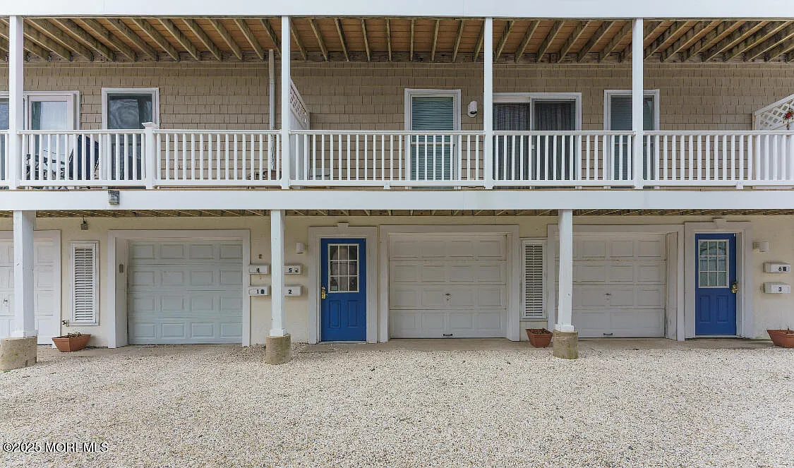 3 bed, $2,900 — Photo 2