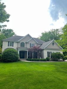 11590 Ascot Ln, Chagrin Falls, OH, 44023