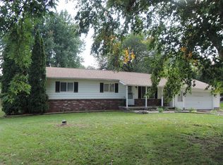 6499 Silver Lake Rd, Linden, MI 48451