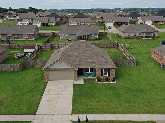 2nd image of 1280 General Marmaduke Dr