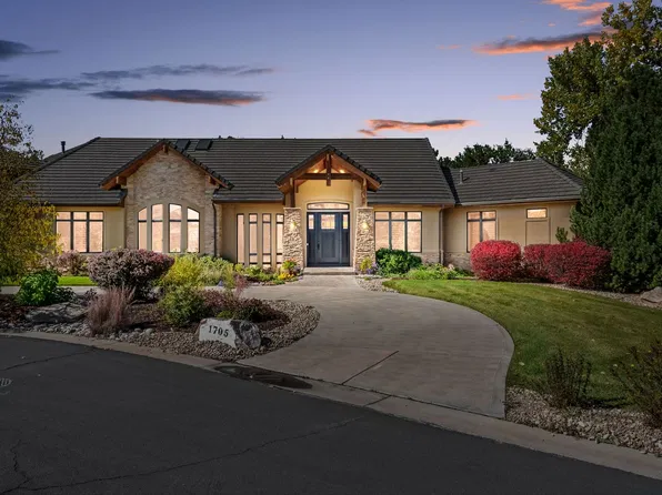 1705 W Hinsdale Pl, Littleton, CO 80120