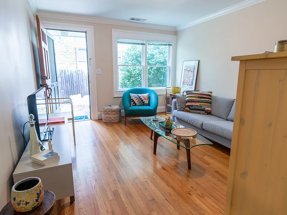 Simulation of Living Room Furnished
