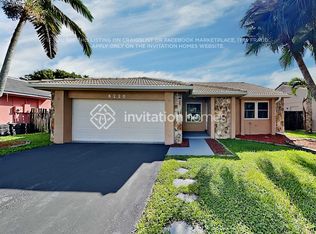 6220 Gauntlet Hall Ln, Fort Lauderdale, FL 33331