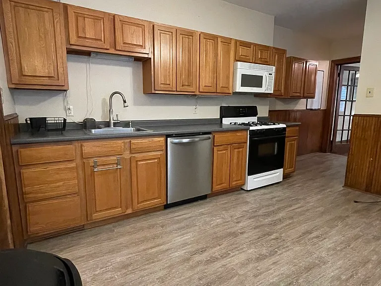 507 Grier St — Photo 14
