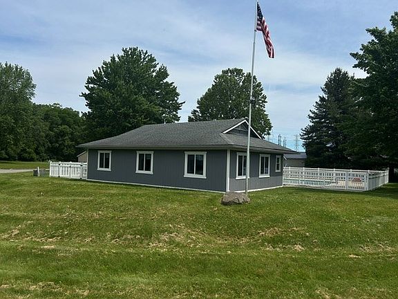 4th image of 1127 Redburn Dr