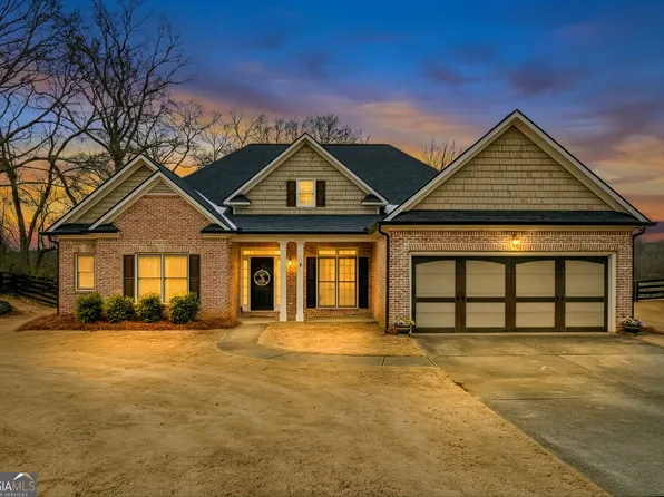 9545 Old Preserve Trl, Ball Ground, GA 30107