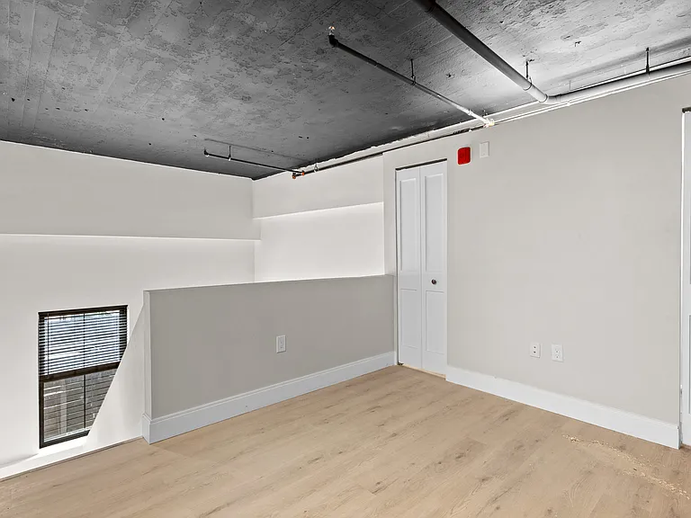 Tavolo Lofts — Photo 31