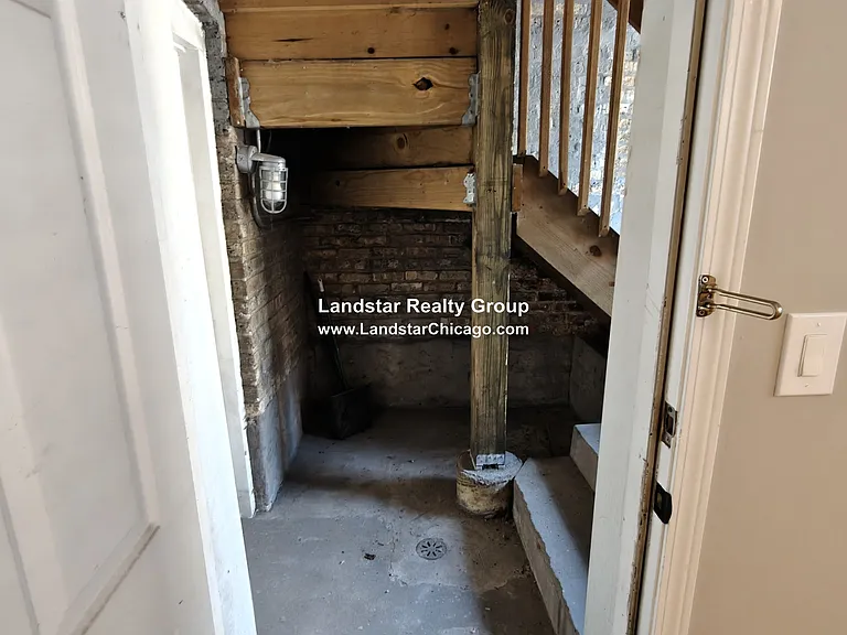 3745 W Argyle St #1 — Photo 20