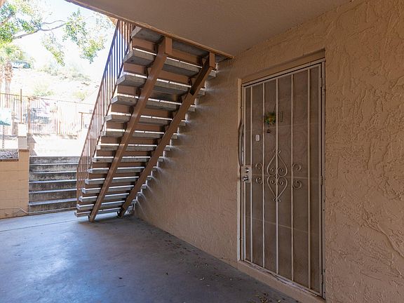 3rd image of 1130 E Butler Dr APT D1
