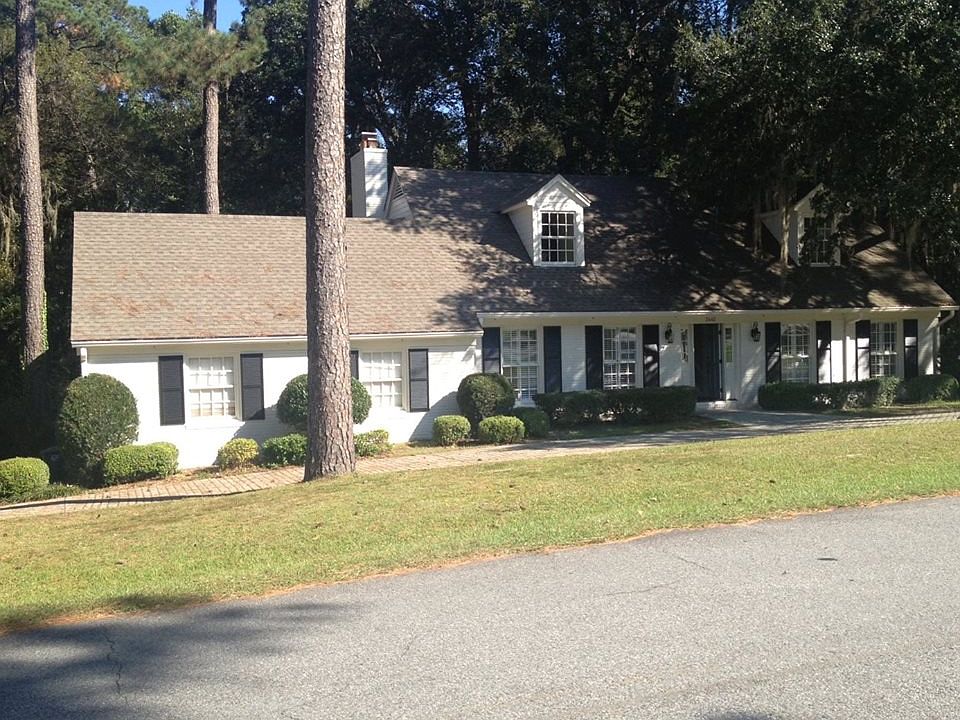 1st image of 2442 Meadowbrook Dr