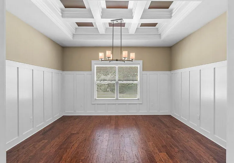 6008 Trestle St — Photo 11