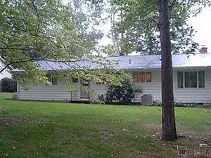 4th image of 8677 Squirrel Hill Dr NE
