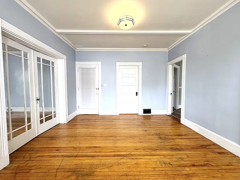 75 Whitney St #2 — Photo 8