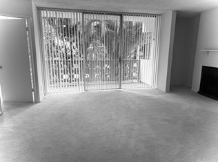203 Montana Ave APT 101, Santa Monica, CA 90403