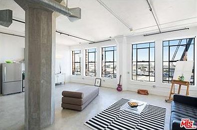 1st image of 315 E 8th St APT 605