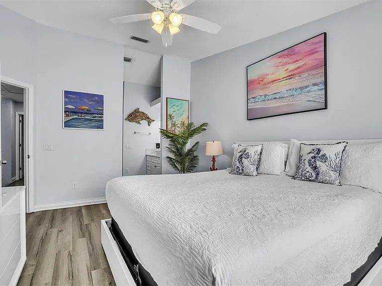 Orchid Dr — Photo 14