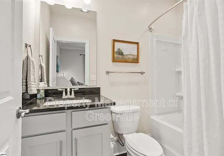 1505 E North St #2101 — Photo 17