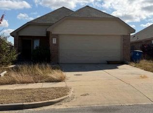 1603 Blue Jay Dr, Ennis, TX 75119