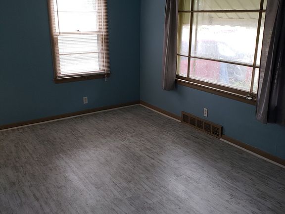 2nd image of 2507 Anderson St