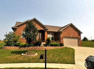 102 Hard Boot Ct, Georgetown, KY 40324