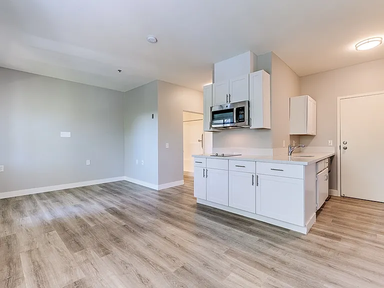 Azure Point at Encinitas - 55+ Active Adult Apartments — Photo 15