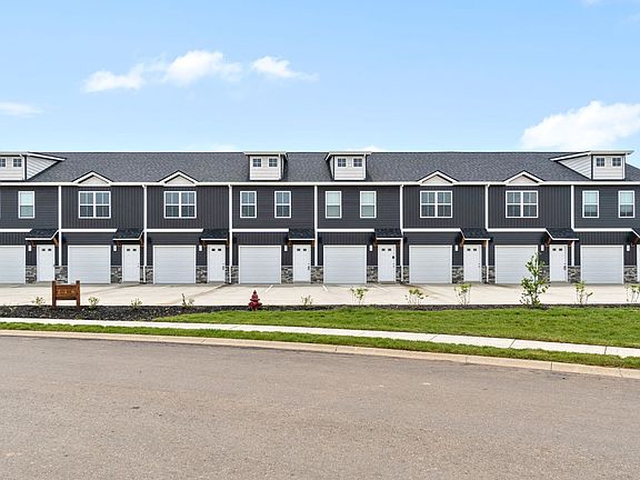 3rd image of 216 Drayton Dr #G