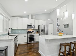 814 Hillsboro Dr, Silver Spring, MD 20902