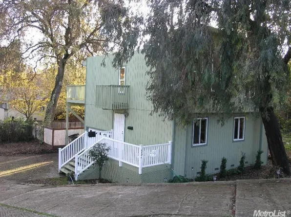 2006 Shimizu Dr, Stockton, CA 95203
