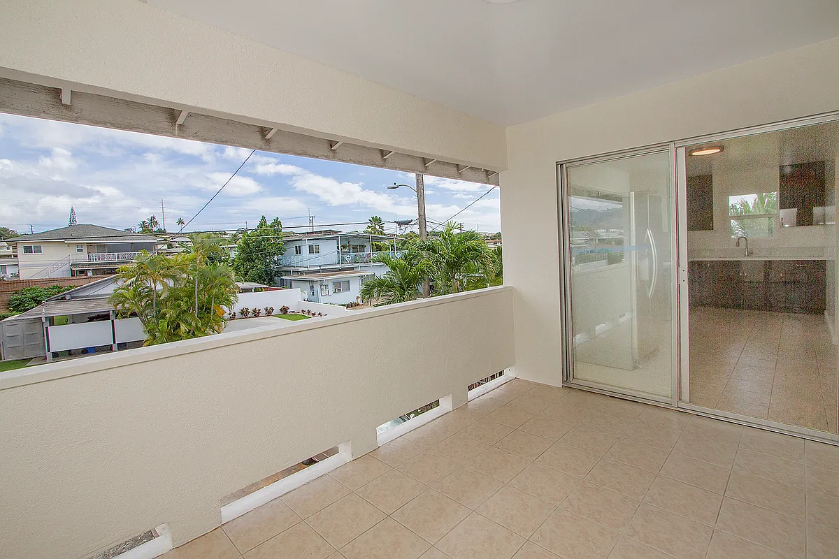 Building Photo - 1530 Piikea St #1