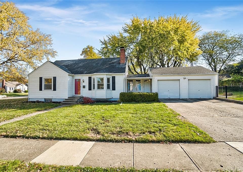 1st image of 3000 Delaine Ave