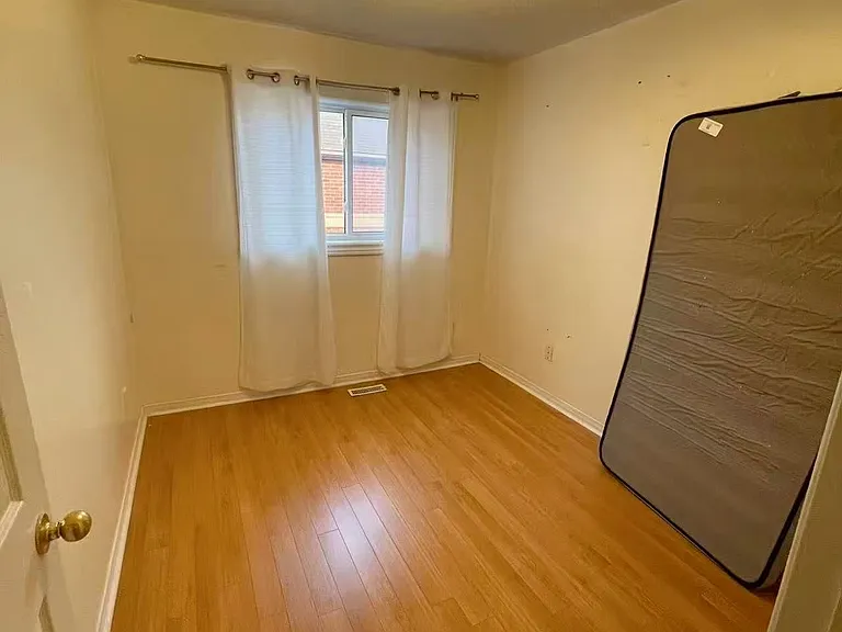 6905 Glory Ct — Photo 10