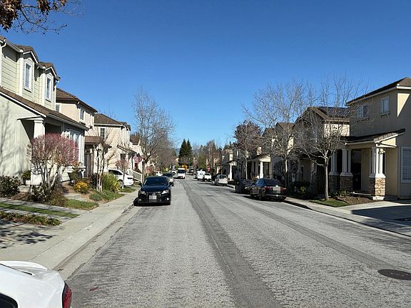 4th image of 57 La Jolla St