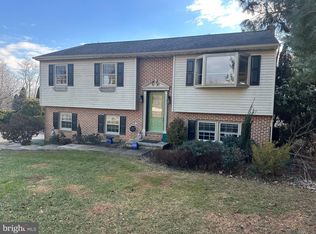 14 Carol Ln, Quarryville, PA 17566