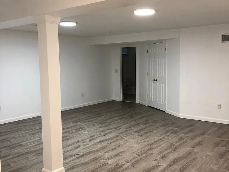 18 Russell Pl — Photo 38