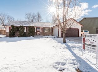 3213 Watsabaugh Dr, Gillette, WY 82718