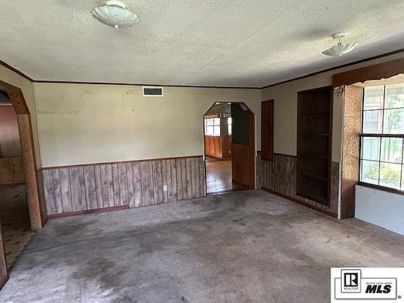 2nd image of 1222 Mississippi St
