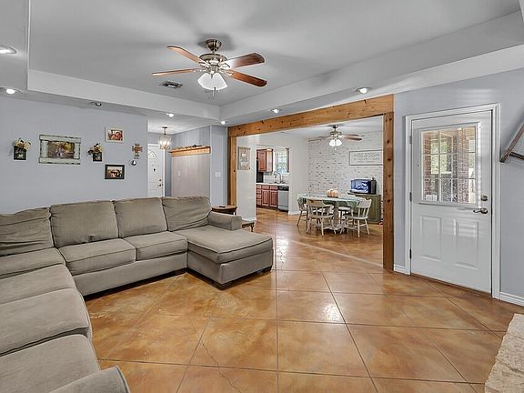 5th image of 3287 Rosenthal Pkwy