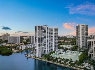 3530 Mystic Pointe Dr APT 411, Aventura, FL 33180