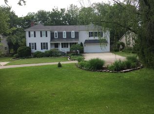 1113 Chinoe Rd, Lexington, KY 40502